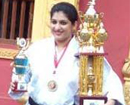 Mranali Shetty of Mundkoor bags Int’l Grand Championship in Karate held in Dubai